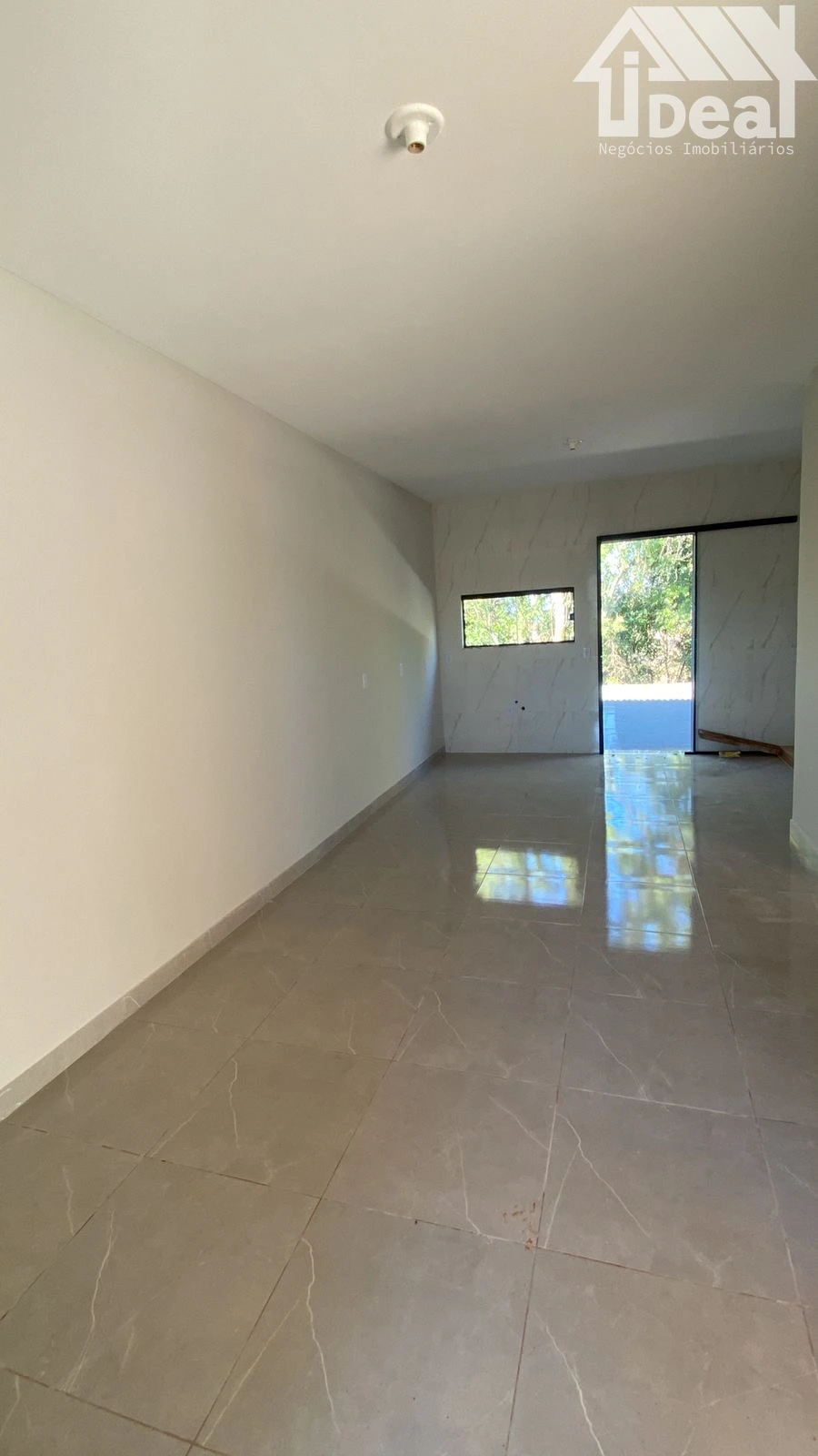 Casa de 2 quartos, 50m² no bairro Cará-Cará, em Ponta Grossa | Eu Corretor