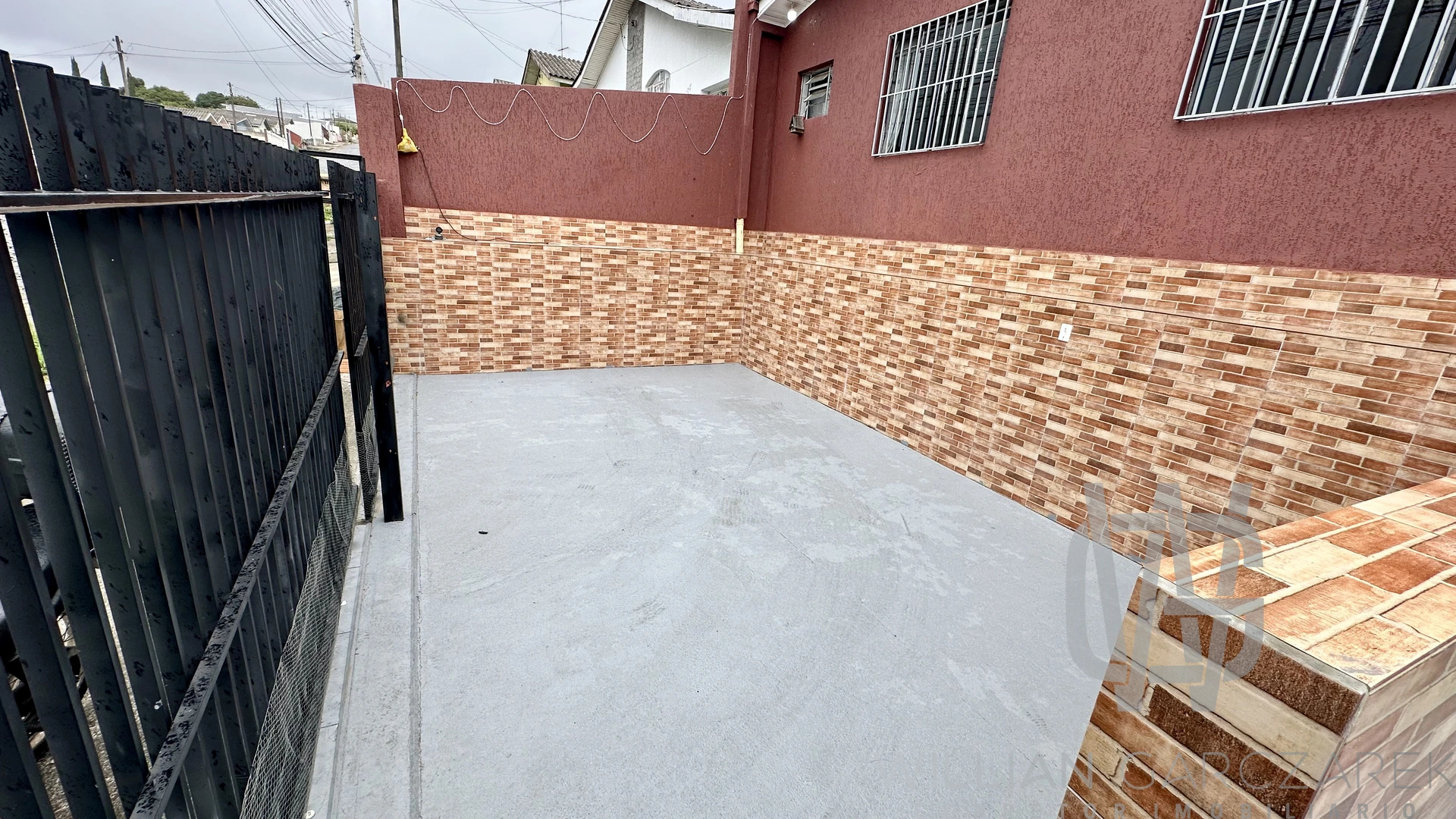 image_re_6231533.jpg