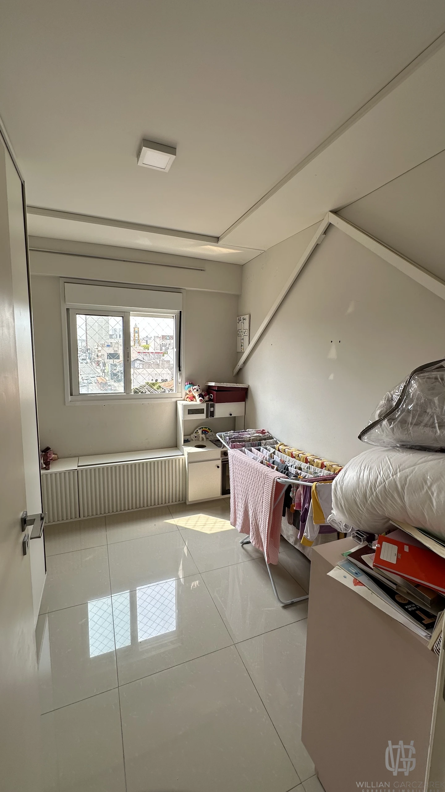 image_re_6231716.jpg