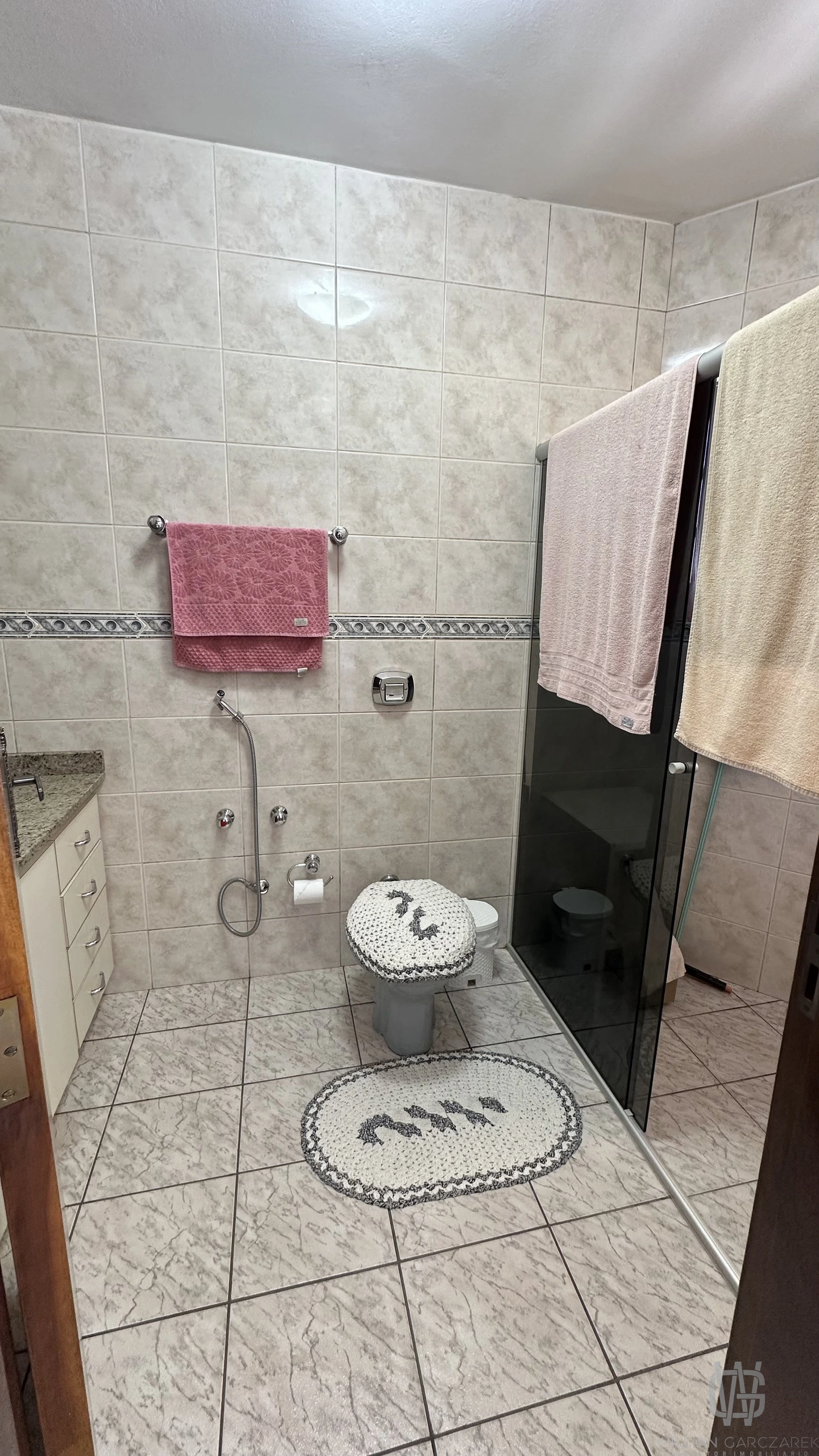 image_re_6231840.jpg