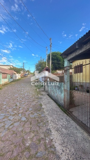 Casa de 2 quartos, no bairro Planalto, em Viamão | Eu Corretor