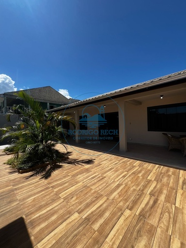 Casa de 3 quartos, 264m² no bairro Guarapari, em Pontal do Paraná | Eu Corretor