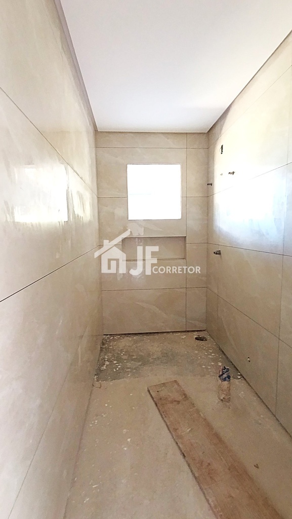 1000518347.jpg