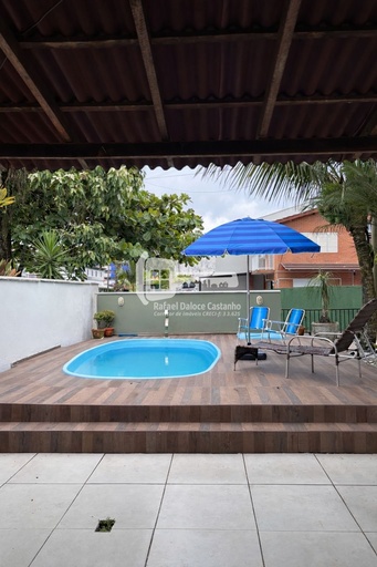 Sobrado de 3 quartos, 200m² no bairro Brejatuba, em Guaratuba | Eu Corretor