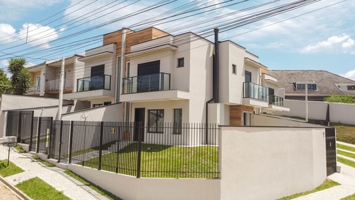 Sobrado no bairro Atuba, em Curitiba | Eu Corretor