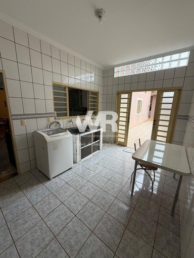 Casa de 3 quartos, 206m² no bairro Maria Parreira, em Itaú de Minas | Eu Corretor