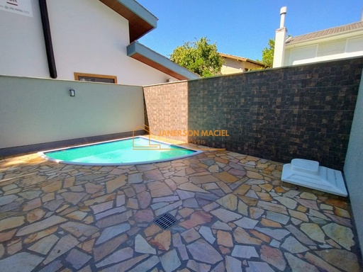 Casa de 3 quartos, 220m² no bairro Itacorubi, em Florianópolis | Eu Corretor