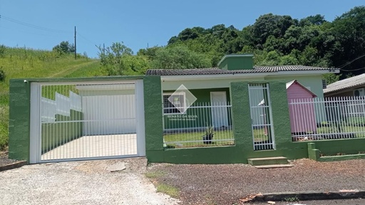 Casa de 3 quartos, 136m² no bairro Centro, em Coronel Freitas | Eu Corretor