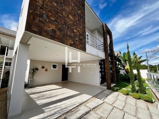 Casa de 5 quartos, 408m² no bairro Souza Cruz, em Brusque | Eu Corretor