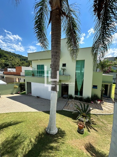 Casa de 4 quartos, 350m² no bairro Souza Cruz, em Brusque | Eu Corretor