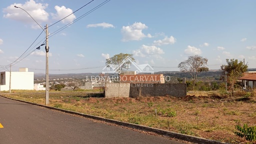 Lote/Terreno de 800m² no bairro SETOR MORADA NOBRE, em Caldas Novas | Eu Corretor