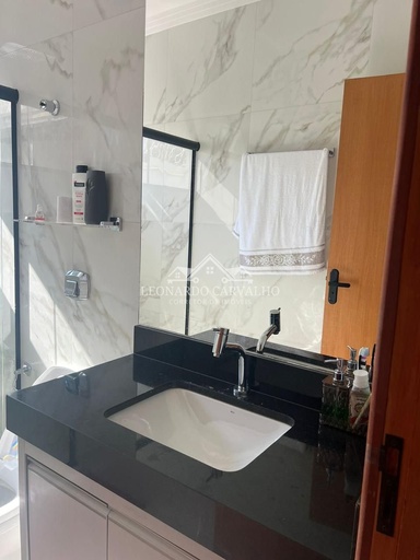 Casa de 3 quartos, no bairro turista 2, em Caldas Novas | Eu Corretor