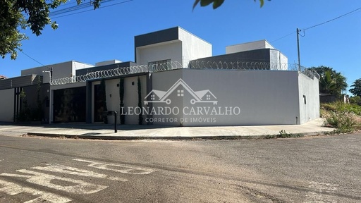 Casa de 3 quartos, no bairro turista 2, em Caldas Novas | Eu Corretor