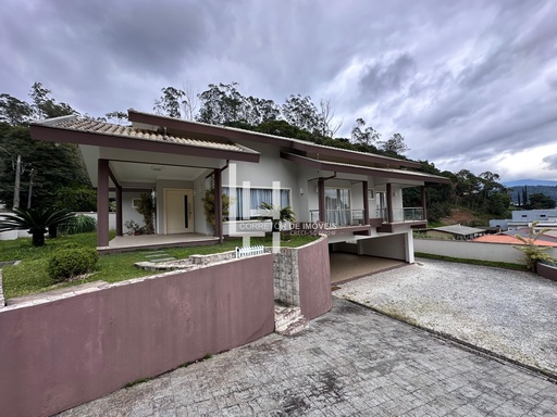 Casa de 3 quartos, 714m² no bairro Santa Rita, em Brusque | Eu Corretor