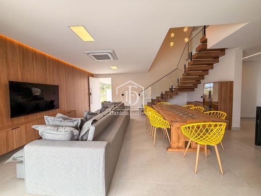 Casa de 6 quartos, 291m² no bairro Jardim Márcia, em Peruíbe | Eu Corretor