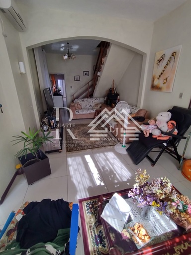 Sobrado de 3 quartos, no bairro Simões Lopes, em Pelotas | Eu Corretor
