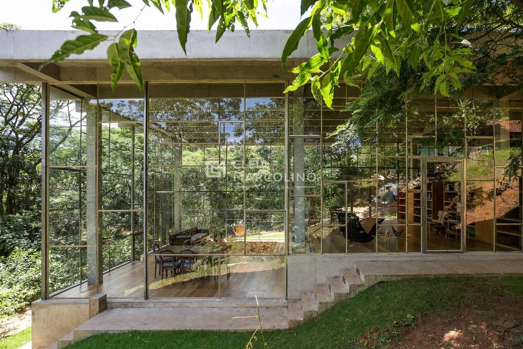 0-Featured_Image-19_atelier_branco_casa_biblioteca_Ricardo_Bassetti_Kaza.jpg