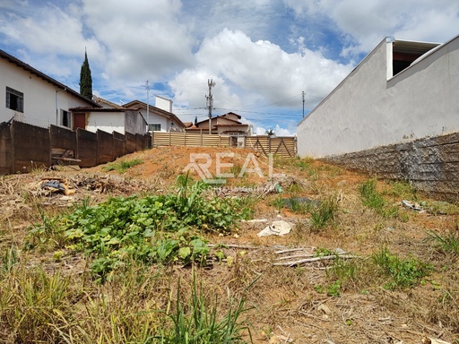 Lote/Terreno no bairro Alvorada, em Araxá | Eu Corretor