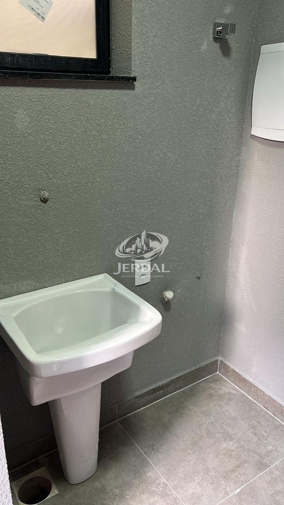 4d07d693-1bc8-44c7-b484-18628edd0f9e.jpg