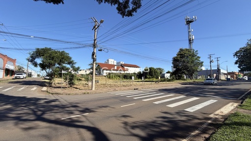 Comercial de 840m² no bairro Petrópolis | Terreno Comercial, em Passo Fundo | Eu Corretor