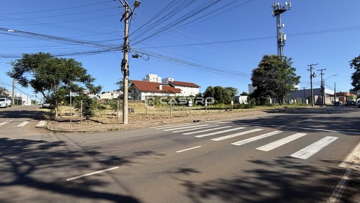 Comercial de 840m² no bairro Petrópolis | Terreno Comercial, em Passo Fundo | Eu Corretor
