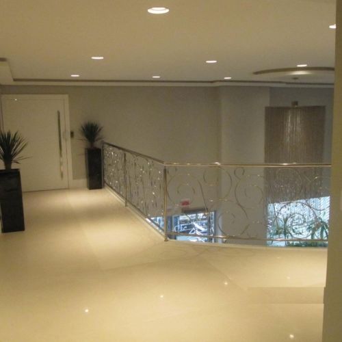 image_re_6412283.jpg