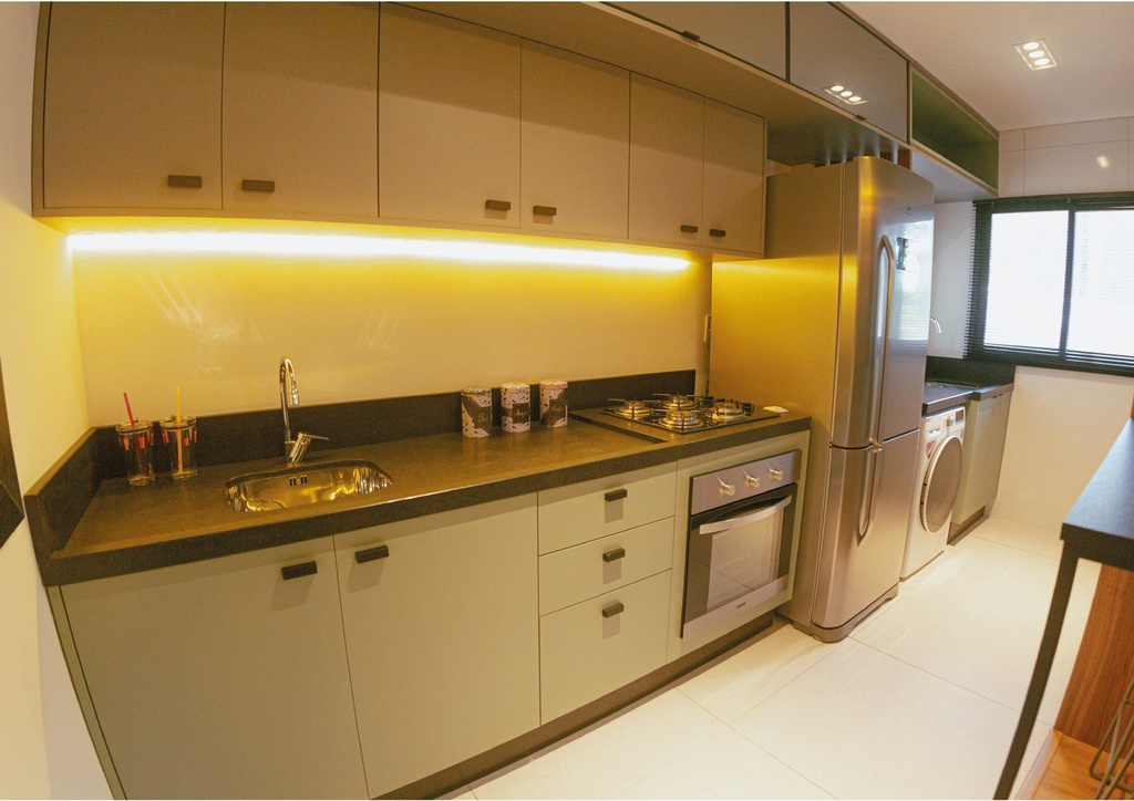 image_re_6413452.jpg
