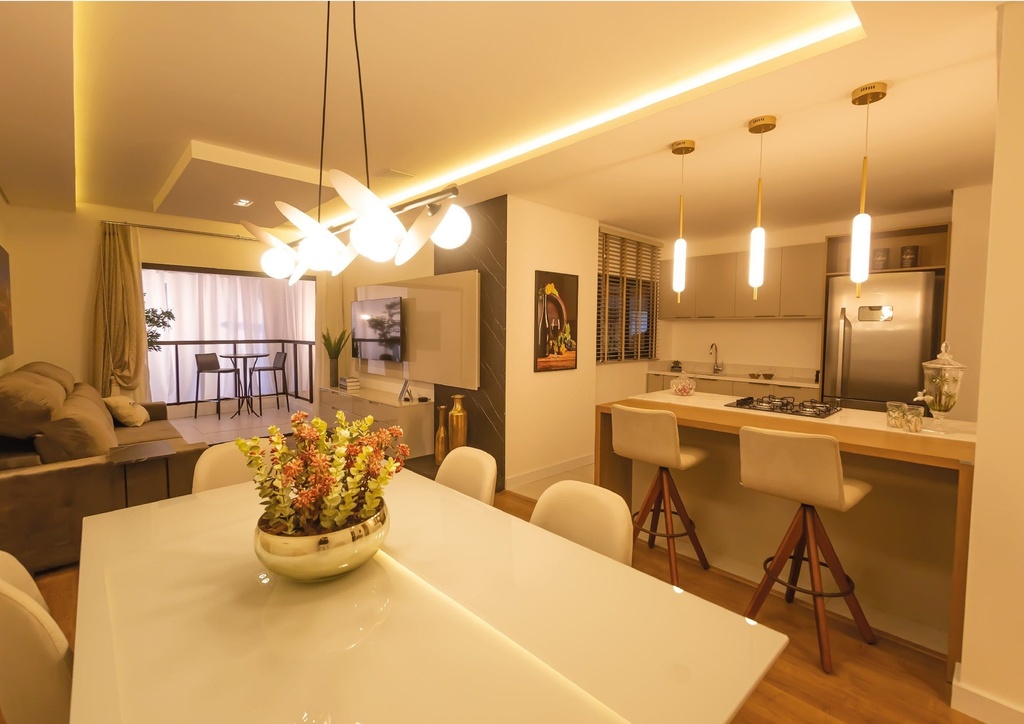 image_re_6413942.jpg