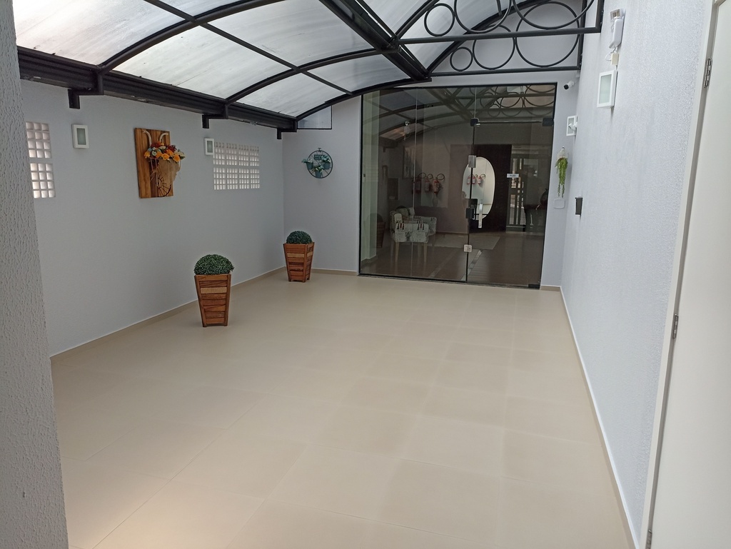 image_re_6415624.jpg