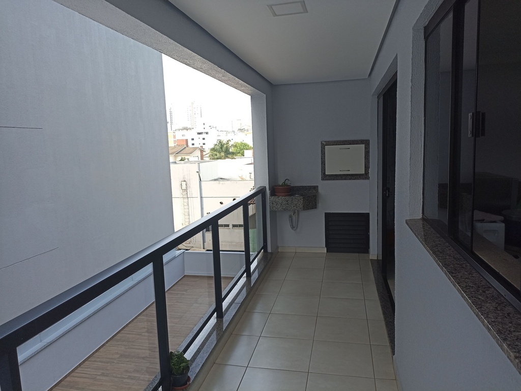 image_re_6415650.jpg
