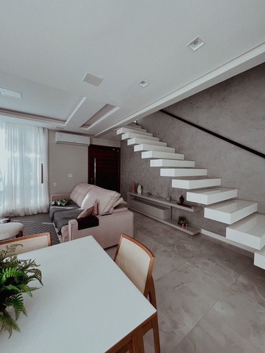 Sobrado de 2 quartos, 230m² no bairro BOM RETIRO, em Chapecó | Eu Corretor