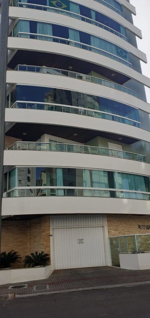 image_re_6417140.jpg