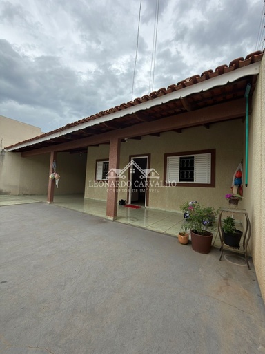 Casa de 3 quartos, no bairro itaguai 2, em Caldas Novas | Eu Corretor