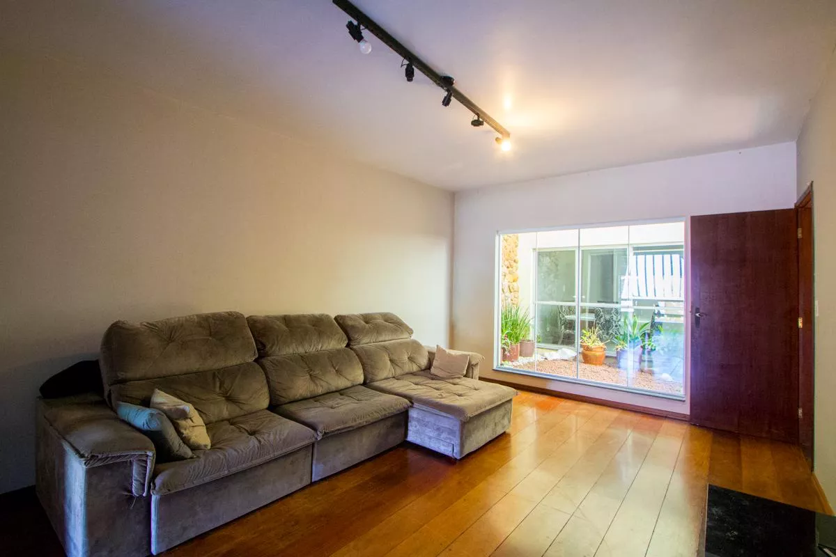 Casa de 3 quartos, 261m² no bairro Sítio dos Vianas, em Santo André | Eu Corretor