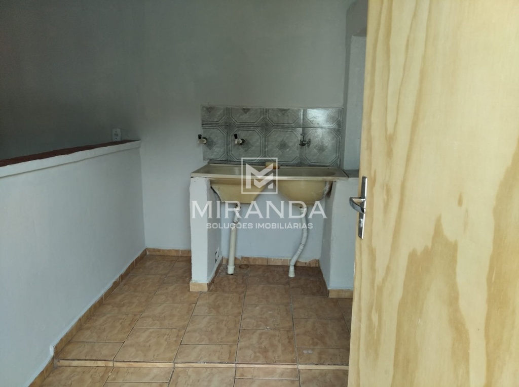 Casa Barcelona Locação Venda Milton prop (21).jpeg