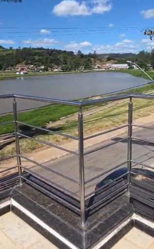 Casa no bairro Volta do lago, em Lambari | Eu Corretor