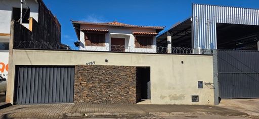 Casa de 3 quartos, 290m² no bairro Centro, em Três Corações | Eu Corretor