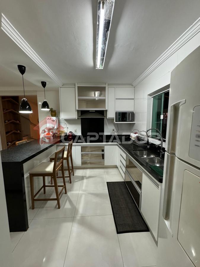 image_re_6456380.jpg