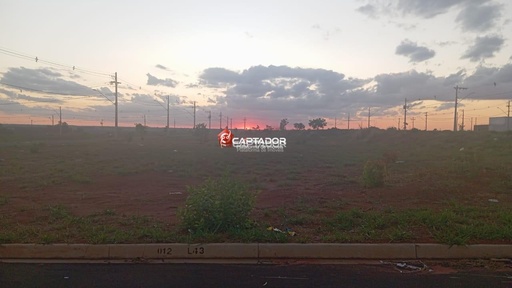 Lote/Terreno de 1 quarto, 255m² no bairro Laranjeiras, em Uberlândia | Eu Corretor