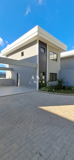 Casa de 2 quartos, no bairro Golfe, em Teresópolis | Eu Corretor