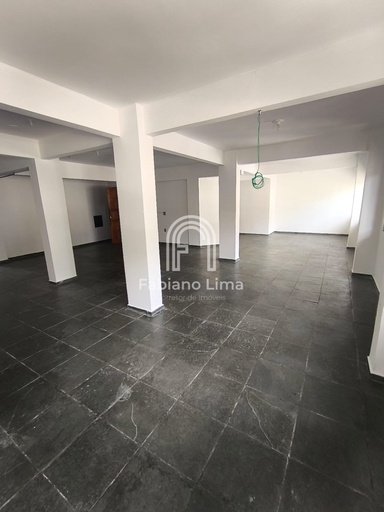 Sala Comercial de 140m² no bairro Olaria, em Nova Friburgo | Eu Corretor