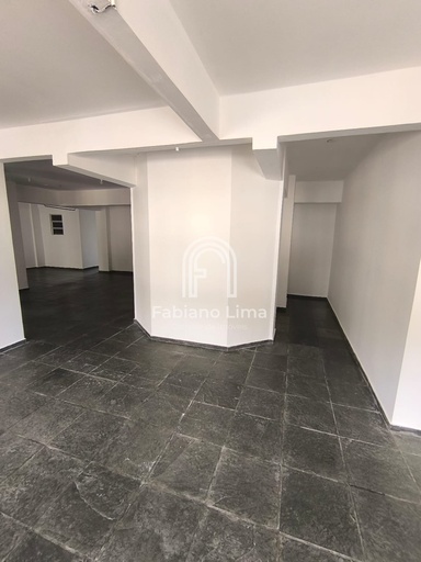 Sala Comercial de 140m² no bairro Olaria, em Nova Friburgo | Eu Corretor
