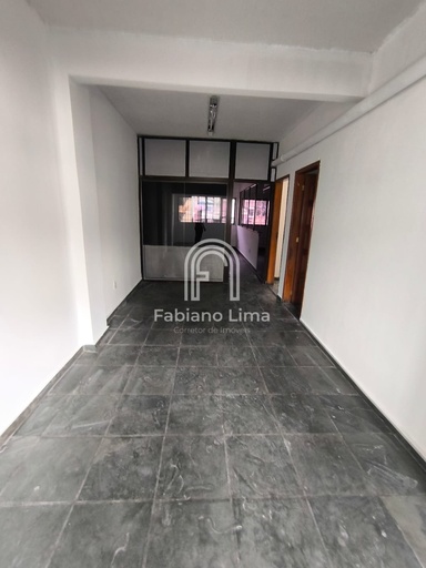 Sala Comercial de 300m² no bairro Olaria, em Nova Friburgo | Eu Corretor