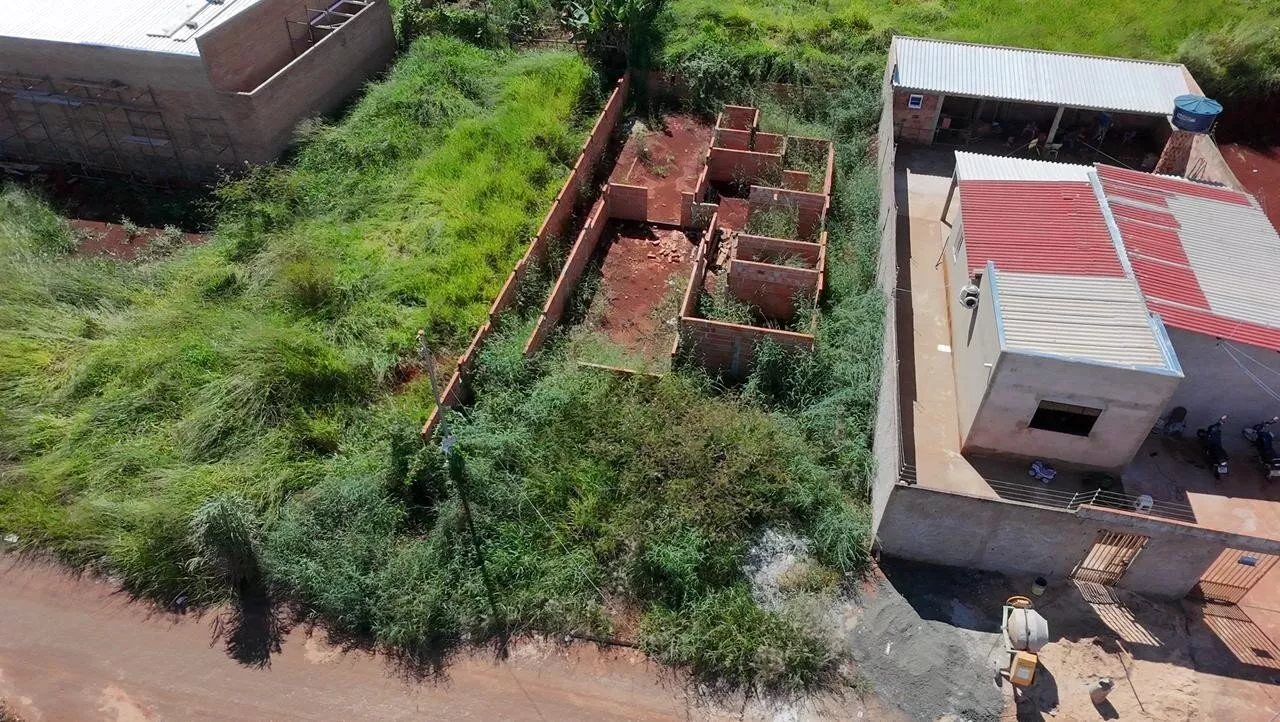 Casa de 3 quartos, no bairro Parque do Cedro, em Mineiros | Eu Corretor