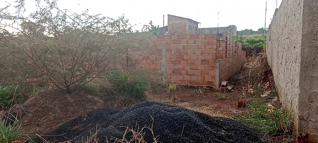 Casa de 3 quartos, no bairro Parque do Cedro, em Mineiros | Eu Corretor