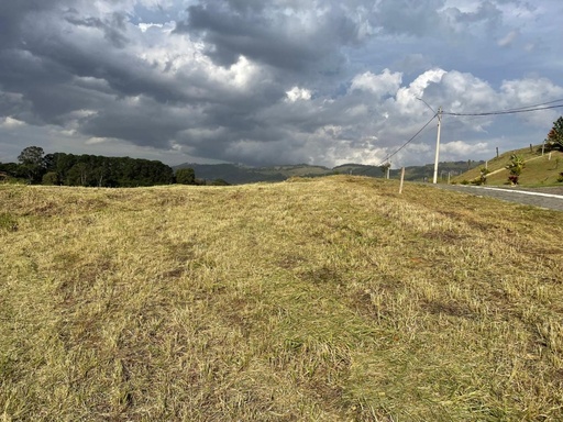 Lote/Terreno de 1000m² no bairro Residencial Eldorado, em Joanópolis | Eu Corretor