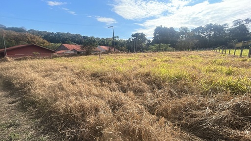 Lote/Terreno de 319m² no bairro Guaraiúva, em Vargem | Eu Corretor