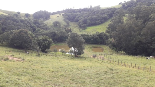 Fazenda/Sítios/Chácaras de 3 quartos, 60500m² no bairro ÁREA RURAL, em Extrema | Eu Corretor
