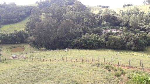 Fazenda/Sítios/Chácaras de 3 quartos, 60500m² no bairro ÁREA RURAL, em Extrema | Eu Corretor