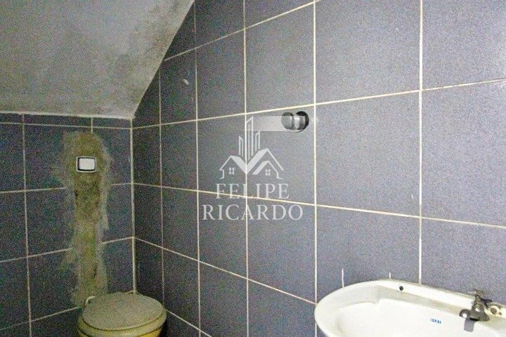 893530497-774.30364544643676_cleanup.webp